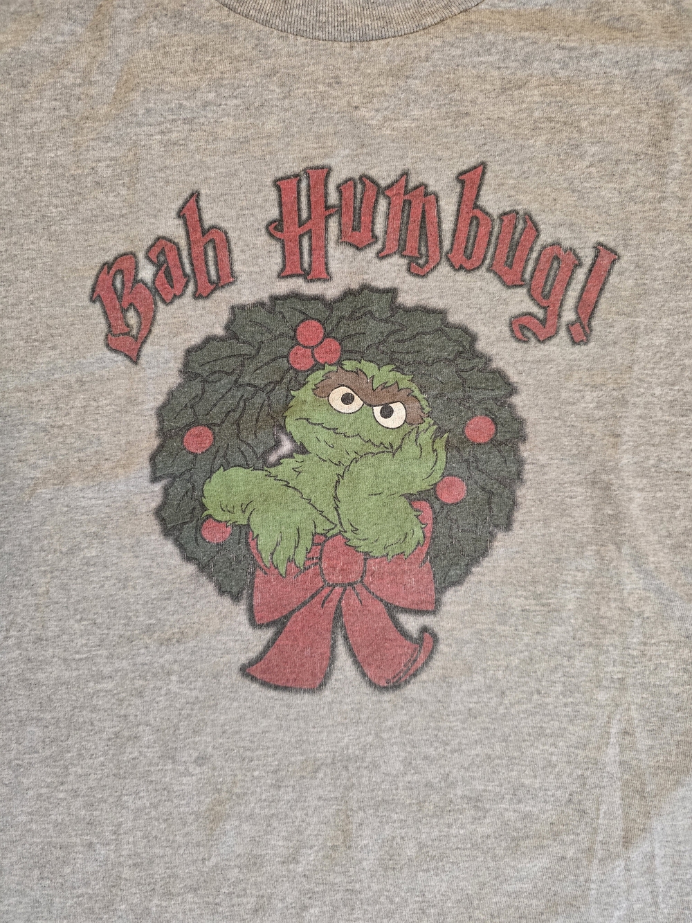 Bah Humbug! Grey Oscar the Grouch Graphic Novelty Tee